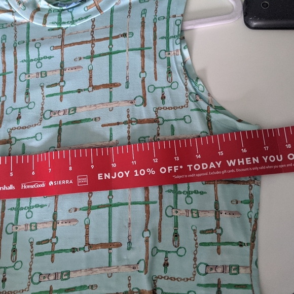 J. McLaughlin sleeveless mock turtleneck - Picture 4 of 8